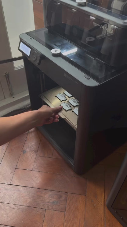 WiseTap | Dog Groomer NFC Keychain