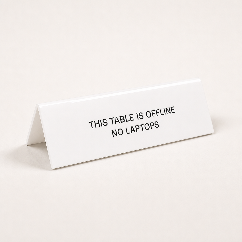 Custom Acrylic Table Sign white glossy front | WiseTap